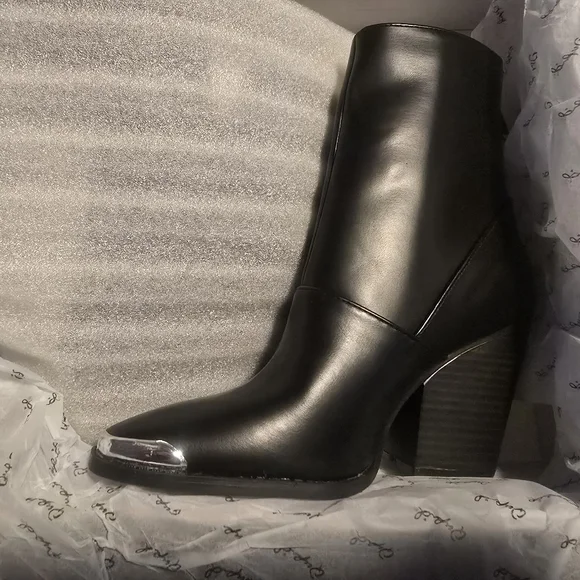 Qupid Black boots - Picture 2 of 6